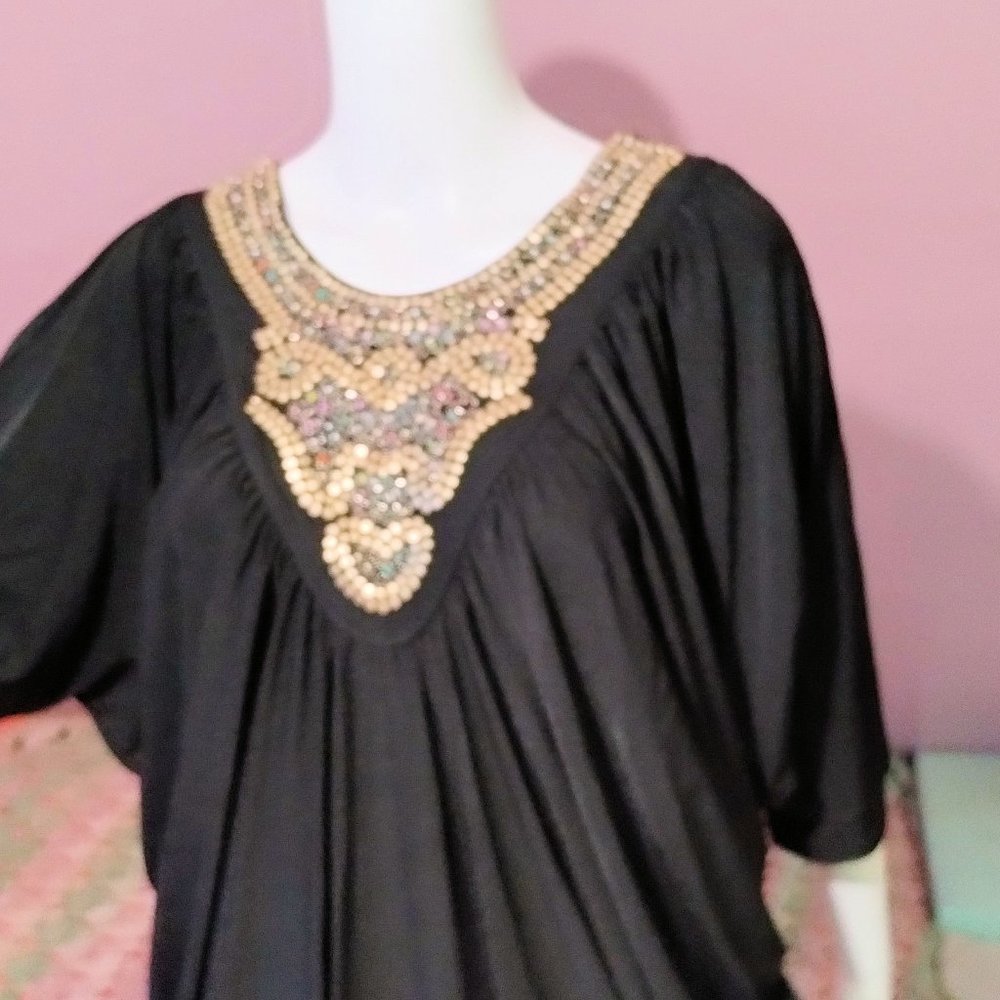 Elegant Black Kaftan with Gold Embellished Neckline - Picture 6 of 10